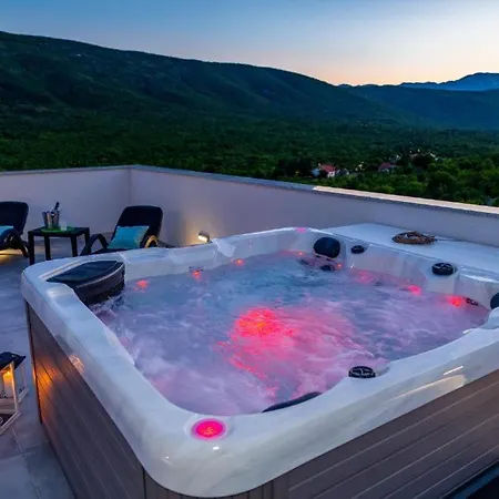 Villa Starry Sky With Pool And Jacuzzi *