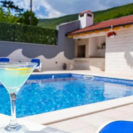 Starry Sky With Pool And Jacuzzi * Slivno (Split-Dalmatia)